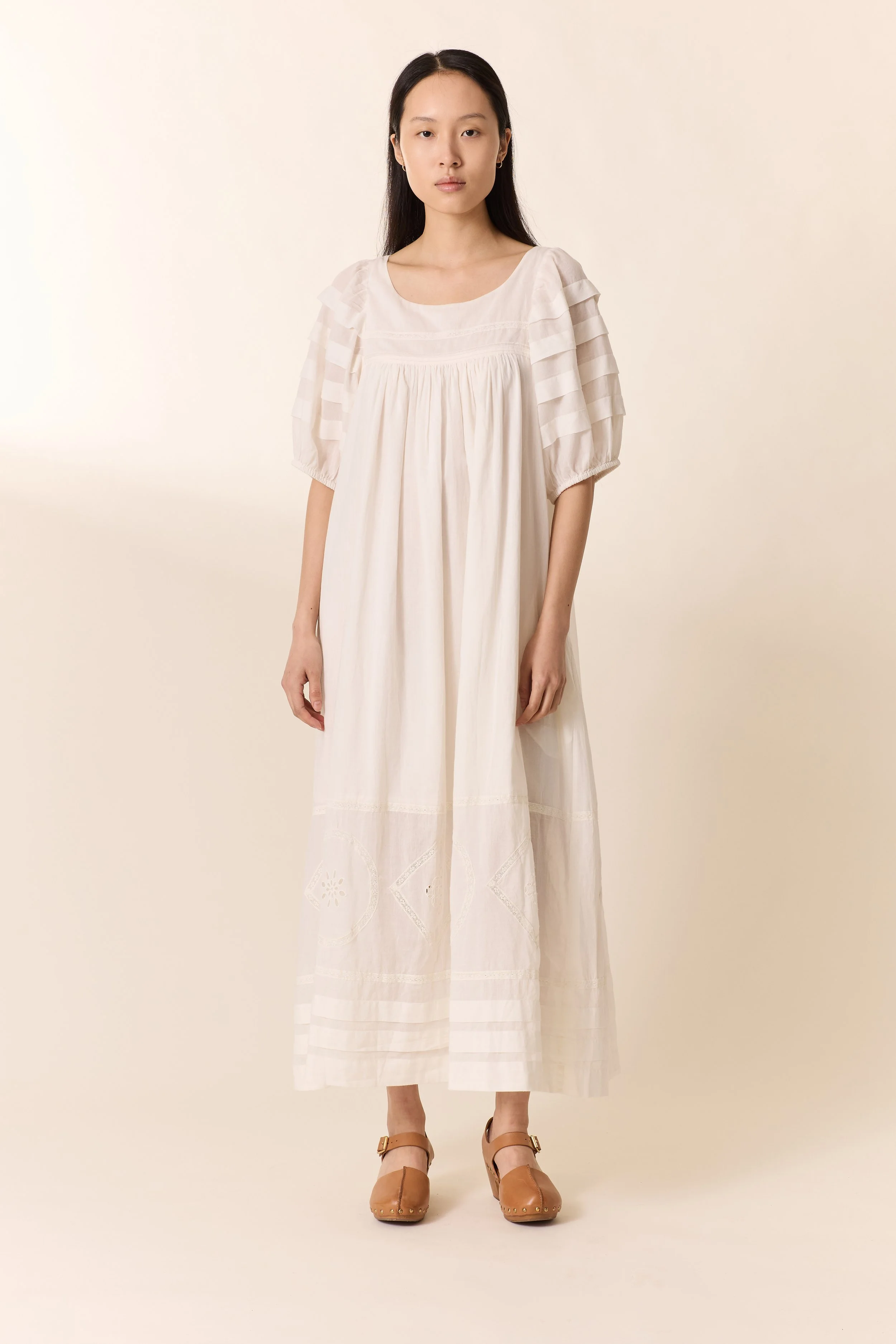 Robe Rosaly Léon & Harper coton organique silhouette estivale