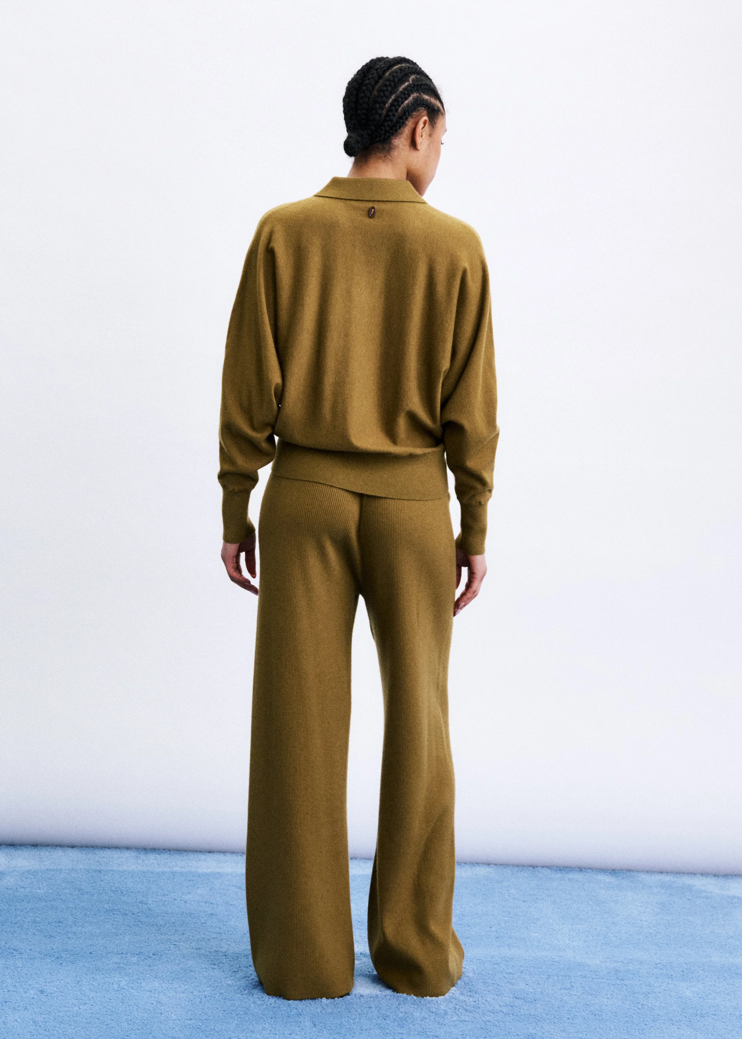 Pull Bath Olive, Frnch Paris de dos