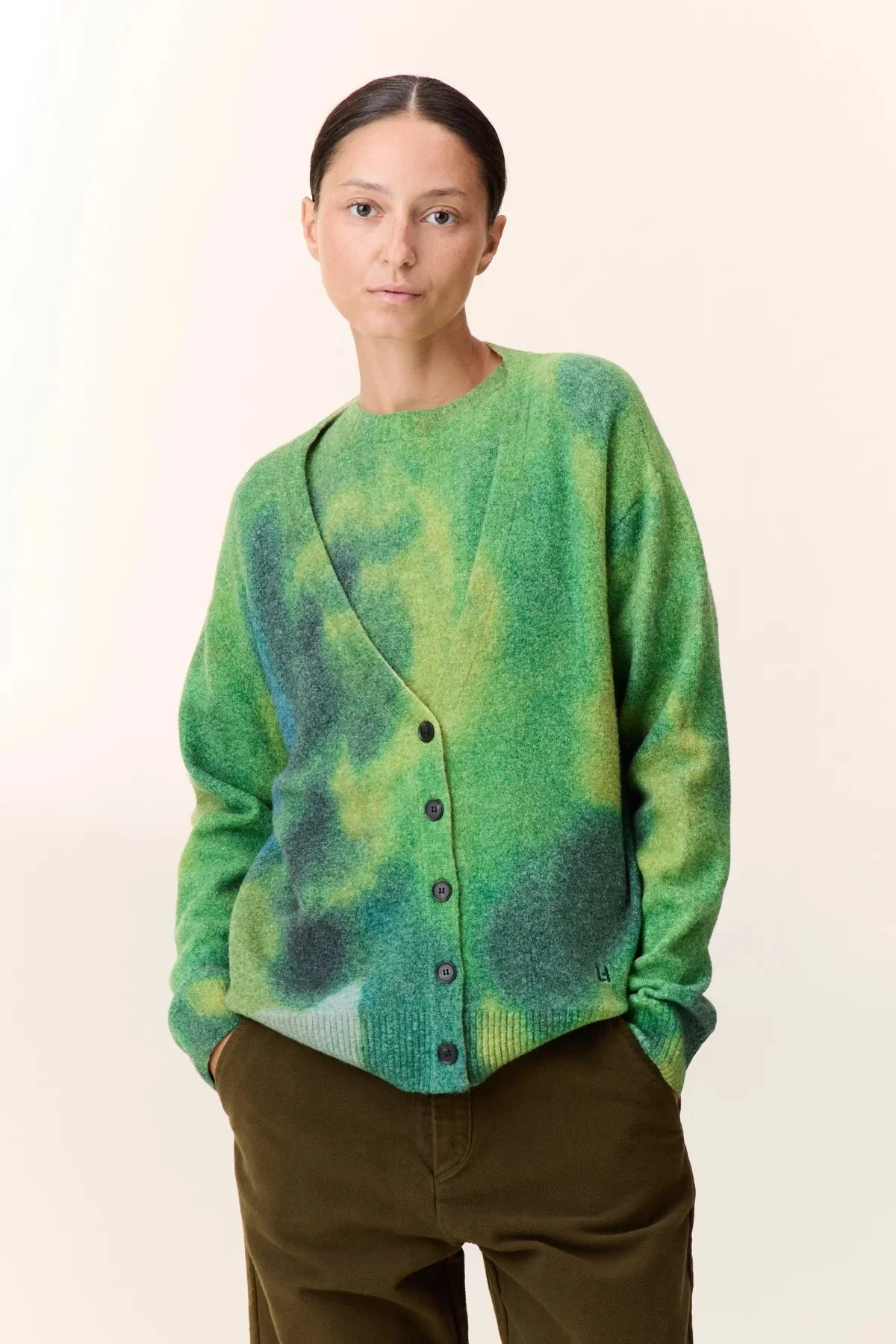 cardigan-ming-pln-green_Leon&_harper.jpg