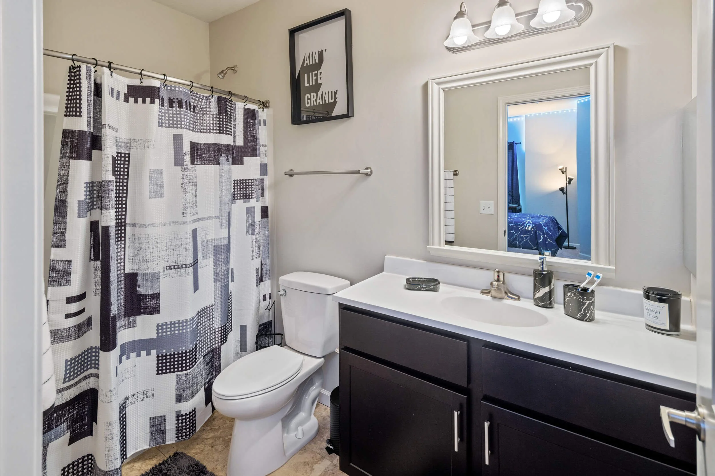 Gallery OffCampus Apartments — University Edge Youngstown