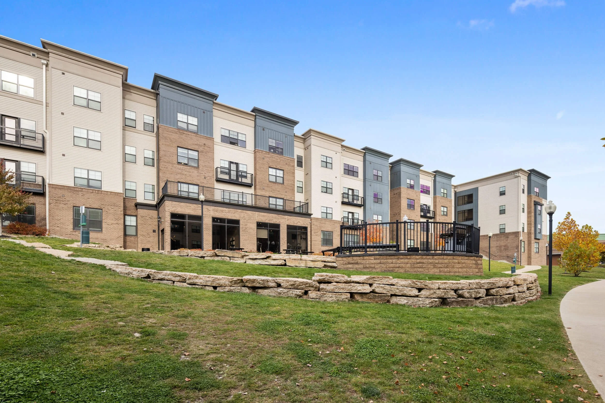 Gallery OffCampus Apartments — University Edge Youngstown