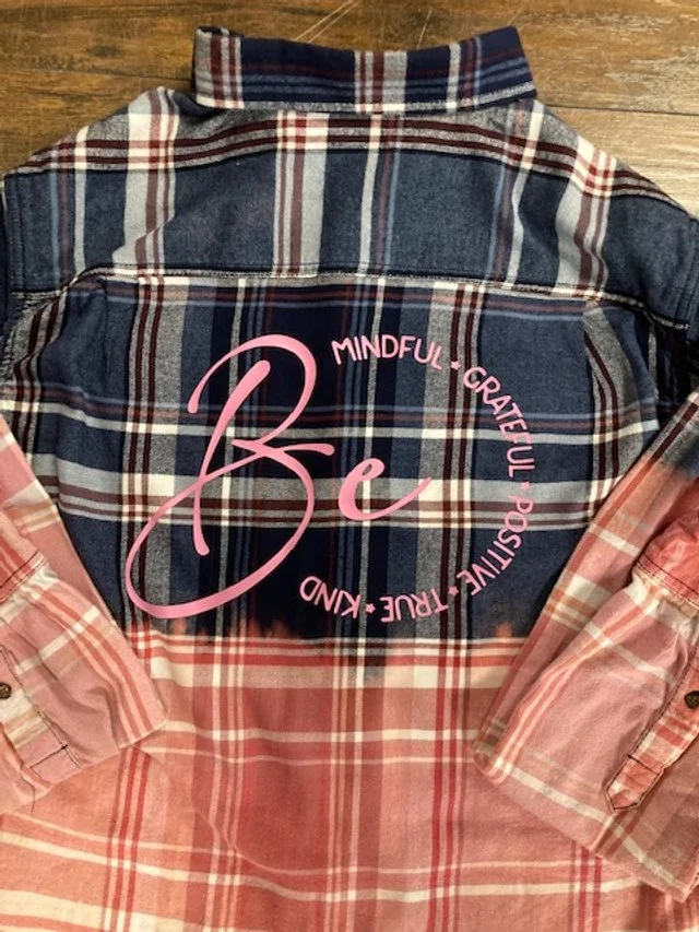 Shop unique and custom creations for Granny and Grandpa at Granny and Grandpa's Custom Creations. Personalized family gifts, keepsakes, and more for every special occasion!