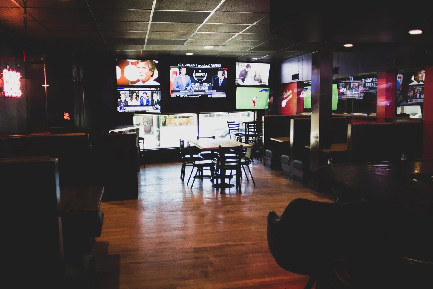 Bar photo 1