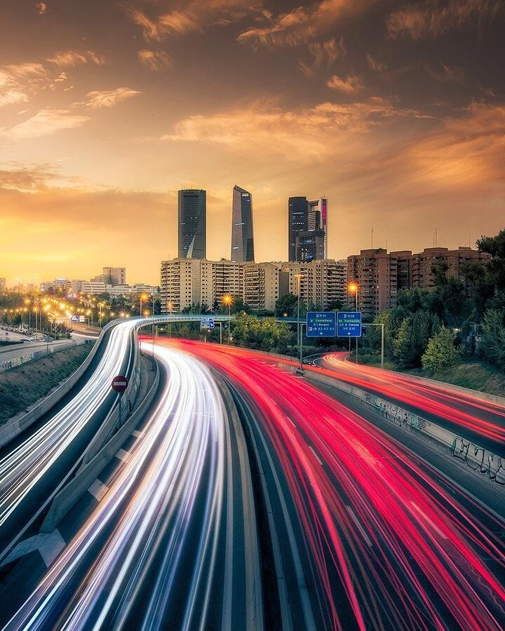 Took this photo of this nice sunrise. From a very famous spot, this my vision. Hope you like it. I blended over 15 images to get to this. Ask in the comments if you want to now how I did it.