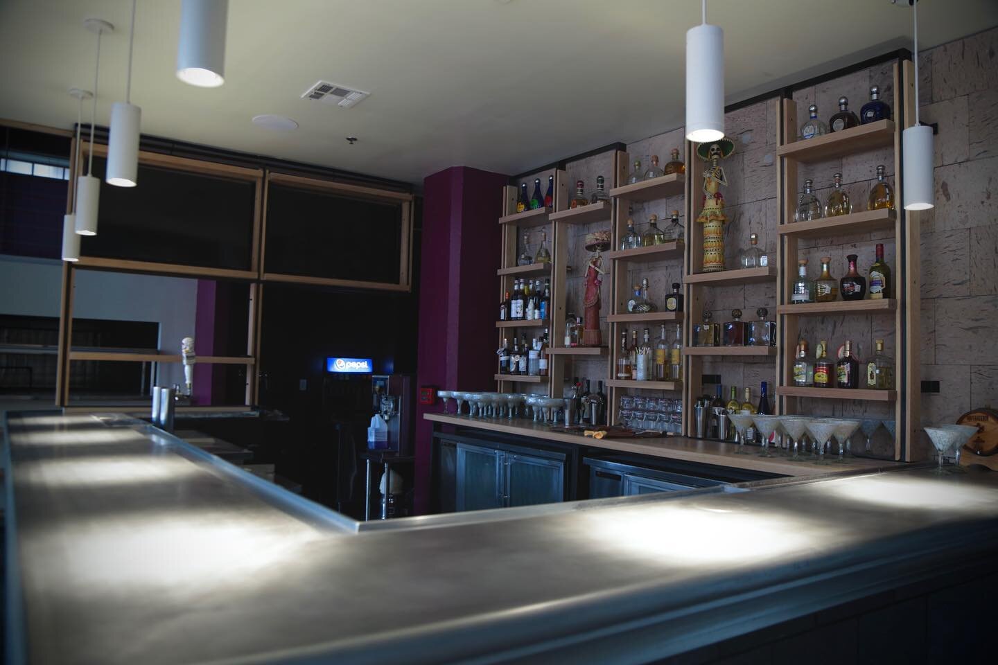 210506~ The Fruteria Bar

@thefruteriasa / @woodcoltd / @rubiomonocoatusa 

#designbuild #digitalcraft #digitalfabrication #runcnc #sanantonio #sanantonio #southtownsatx