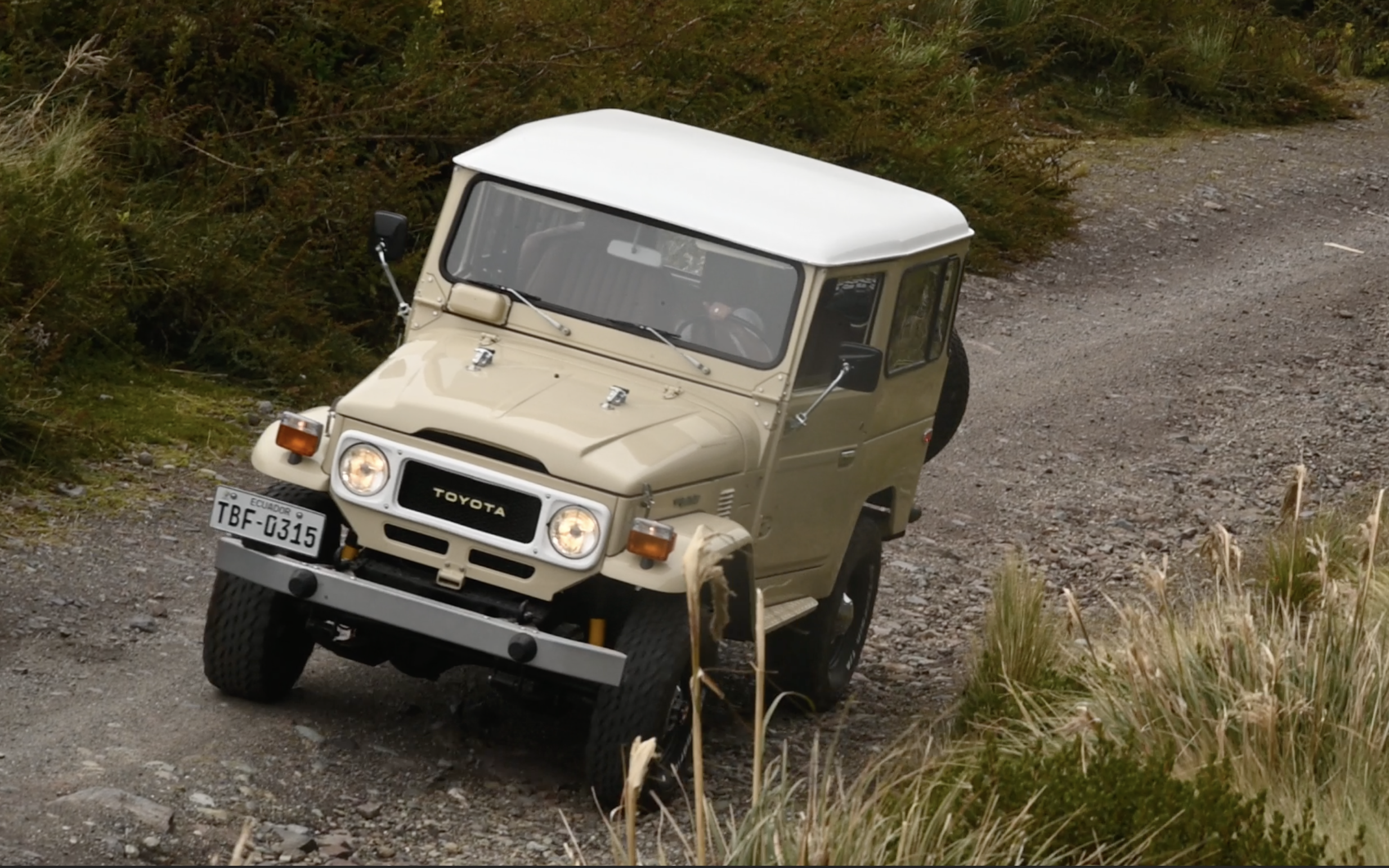 FJ40 QUITO BEIGE