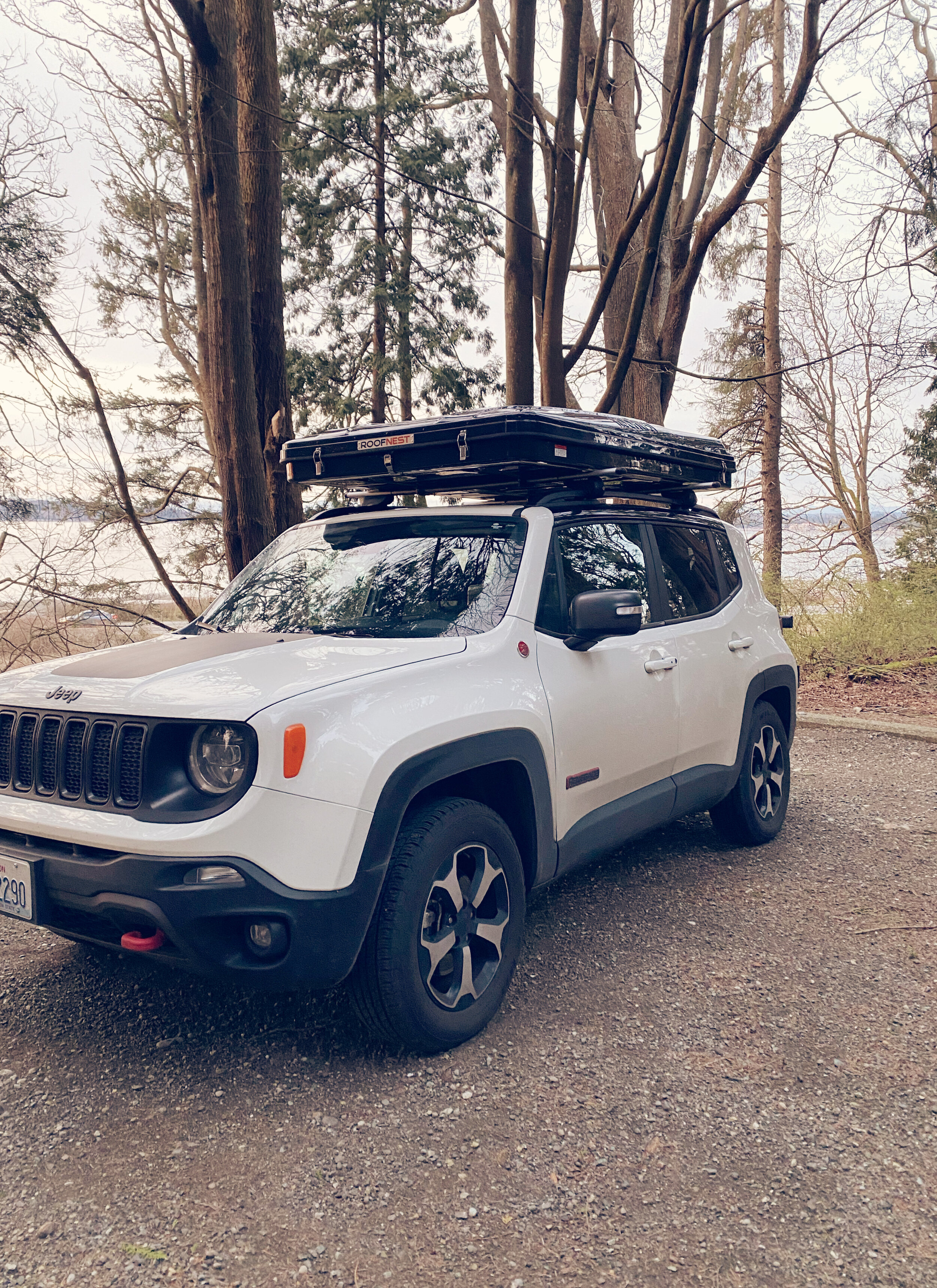 Roofnest Sparrow on a Jeep Renegade Trailhawk 2020