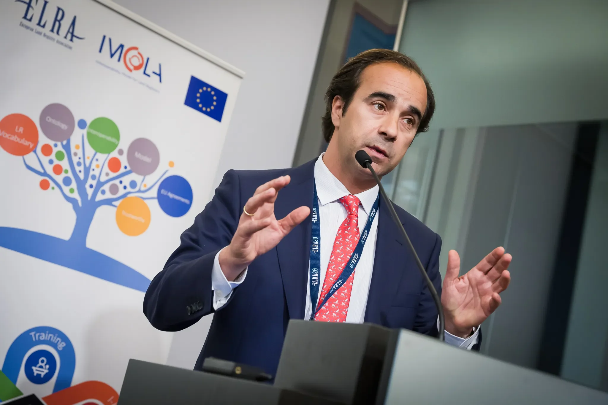 Photo professionnelle d'un conférencier lors d'un événement internatinal à Bruxelles