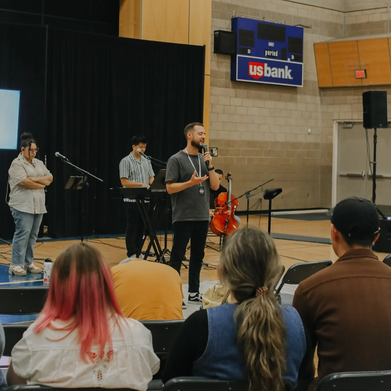 We love getting to worship with you! Praying you all have a week filled with the joy and intimacy with the Lord!