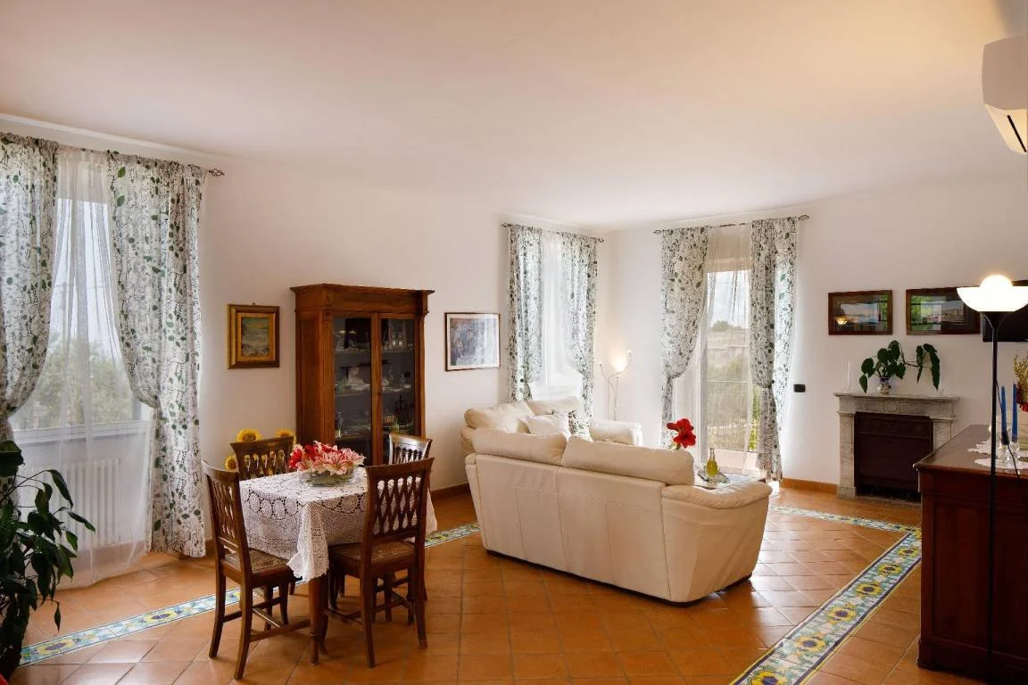 sorrento villa 25.jpg