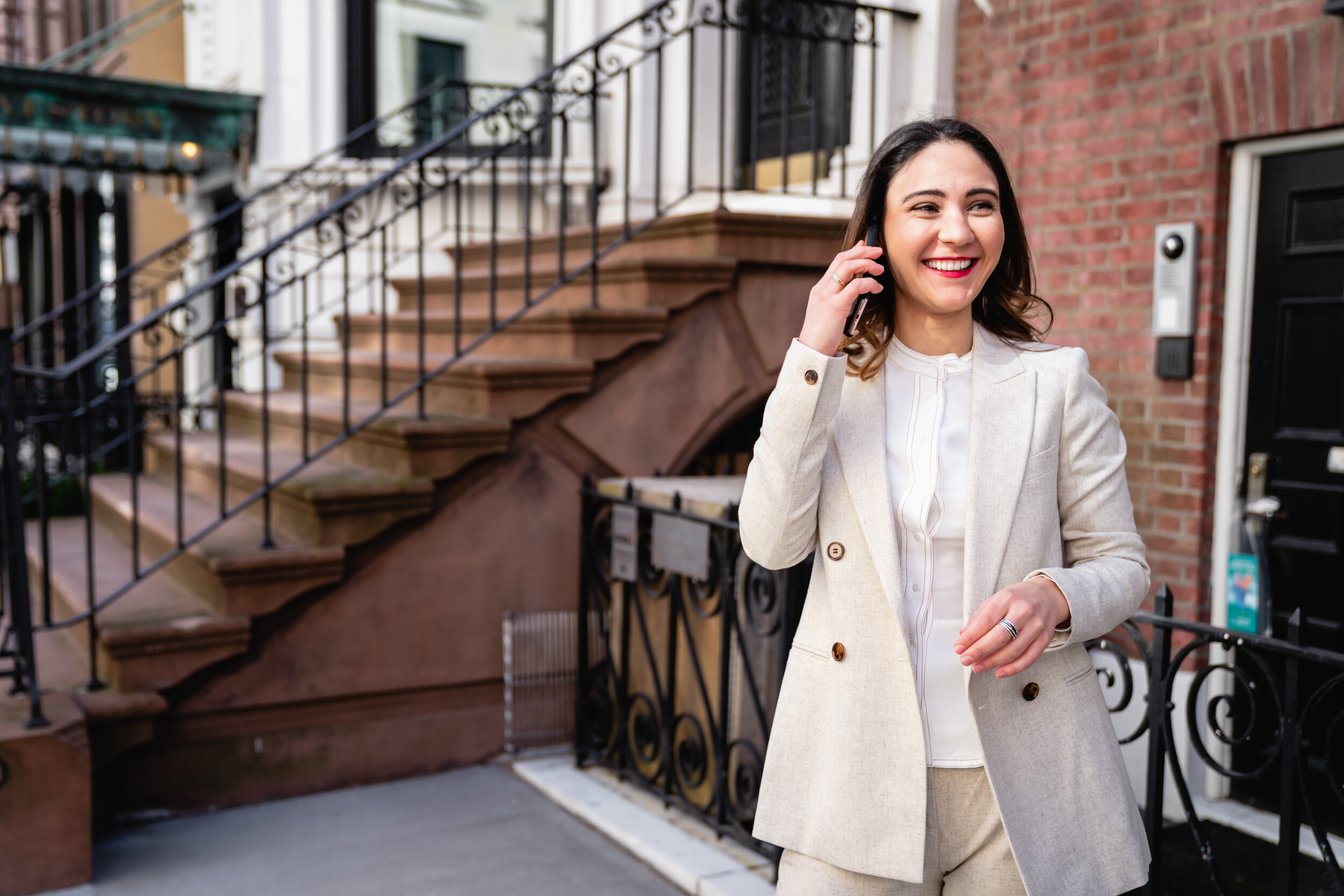 Meet-Teressa-Alessandro-Real-Estate-Broker-NYC.jpg