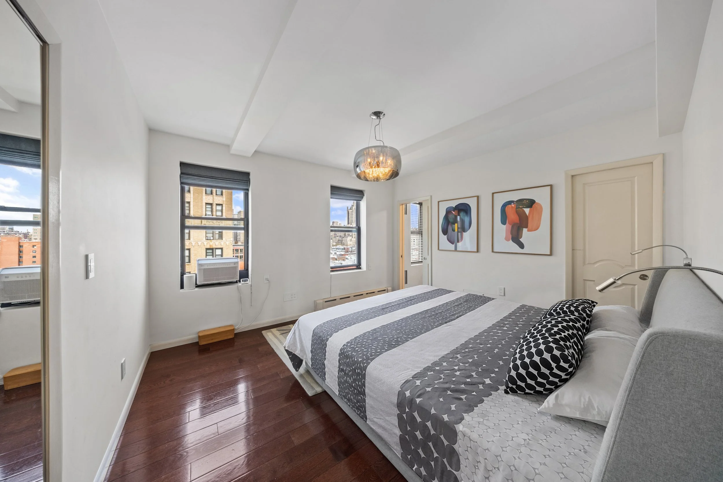 profphoto_110_W_86thSt,_New_York,_NY,_United_States_06 (1).jpeg