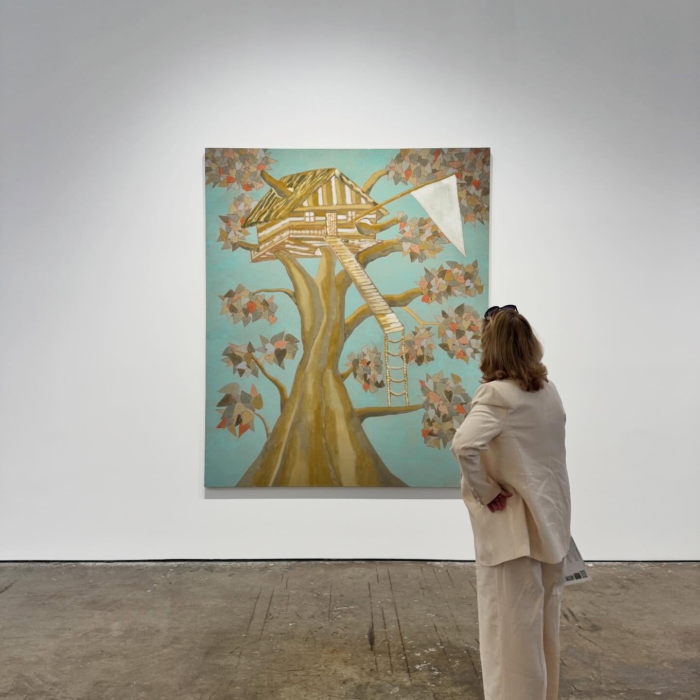 Vito Schnabel Gallery is showcasing Francesco Clemente until May 30th,2026.  455 West 19th Street.
.
Francesco Clemente was born in 1952 in Naples, Italy. He studied architecture at the Universit&agrave; degli Studi di Roma, La Sapienza in Rome in 19