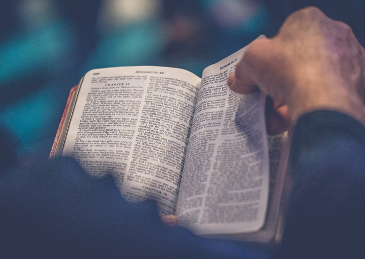 Should you use a Study Guide when you read the Bible?