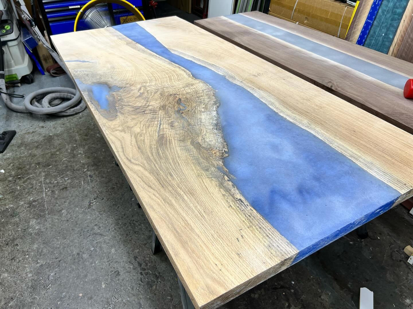 Finishing this white oak #desk with a cool blue #resin while watching old school &lsquo;90s #goosebumps !  Tis the season!  #woodworking #wood #maker #diy #officedecor #homeoffice #desksetup #deskspace #deskgoals