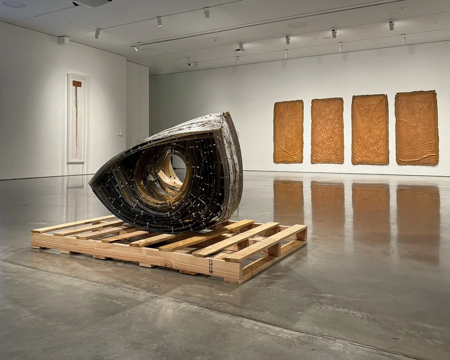 To Exalt the Ephemeral: The (Im)permanent Collection