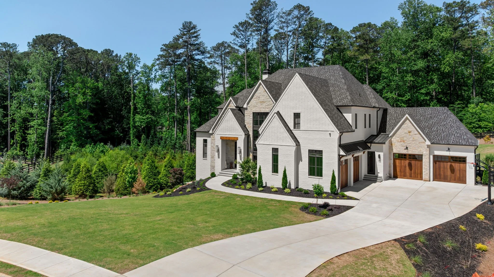 70-web-or-mls-235 Blackberry Ridge Trl-3.jpg