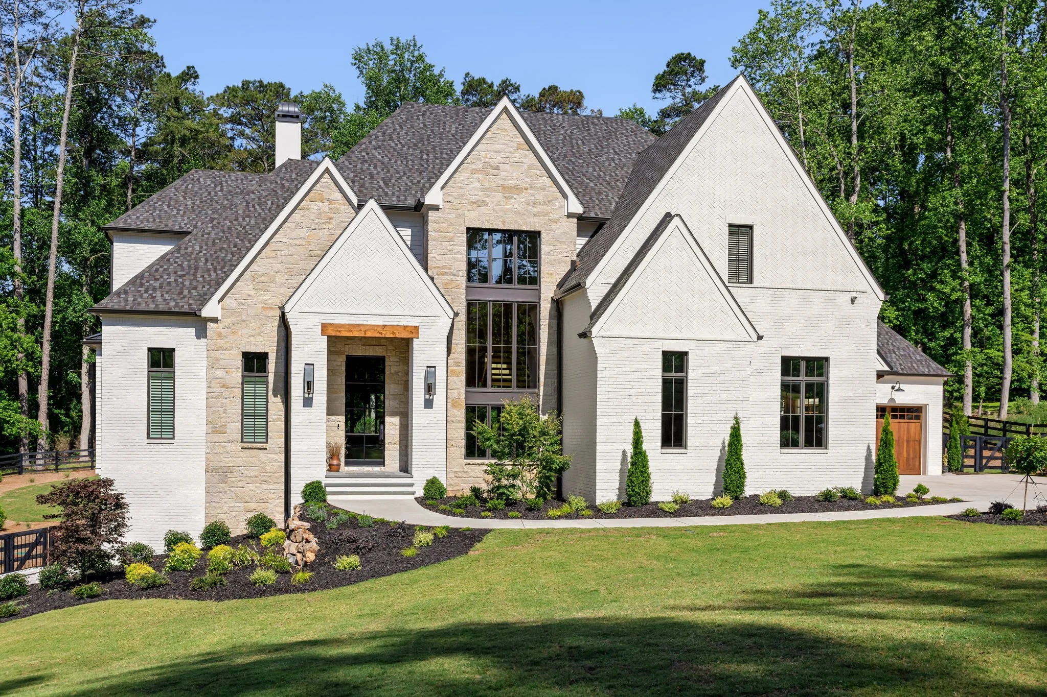 2-web-or-mls-235 Blackberry Ridge Trl-12.jpg