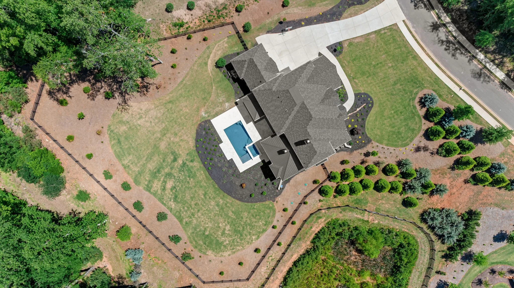 65-web-or-mls-235 Blackberry Ridge Trl-1.jpg