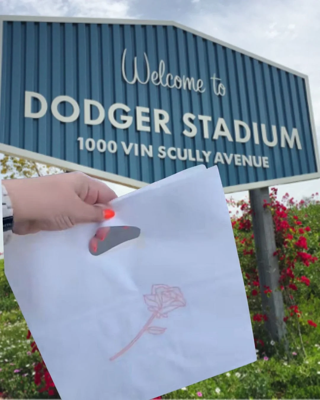 ITFDB 🧢⚾️ ~ Need a burger for the hike up the hill to Chavez Ravine? Set up a pick up from Silver Lake before heading to the game and GO DODGERS! #thewindowla #dodgersbaseball #MLBplayoffs #ITFDB