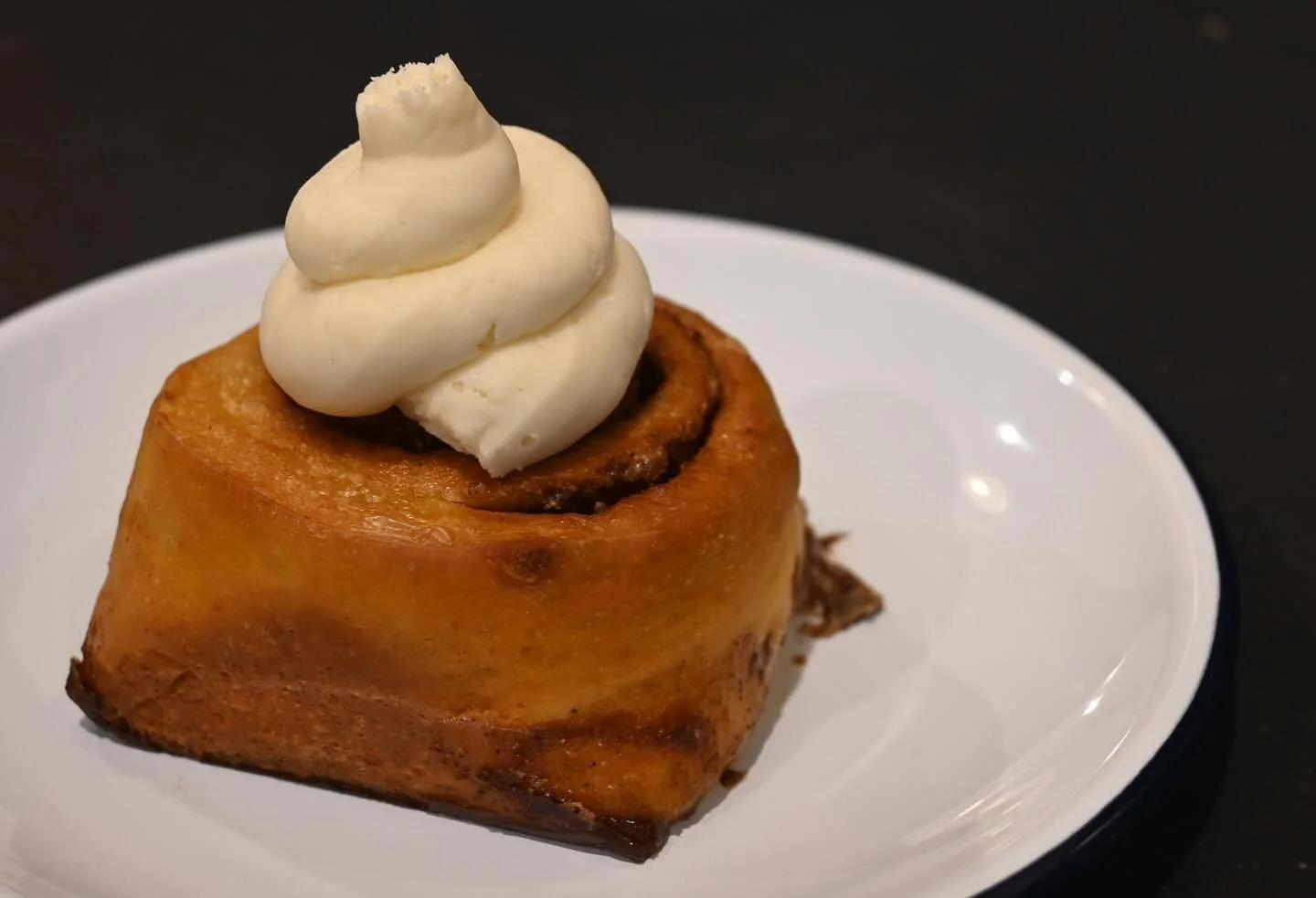 Today only, pumpkin cinnamon rolls for brunch and rustic focaccia pizza for lunch! Cinnamon rolls will be available until they sell out, so don’t dawdle! And we will be serving our focaccia pizza with tomato sauce, Three Sisters Italian sausage