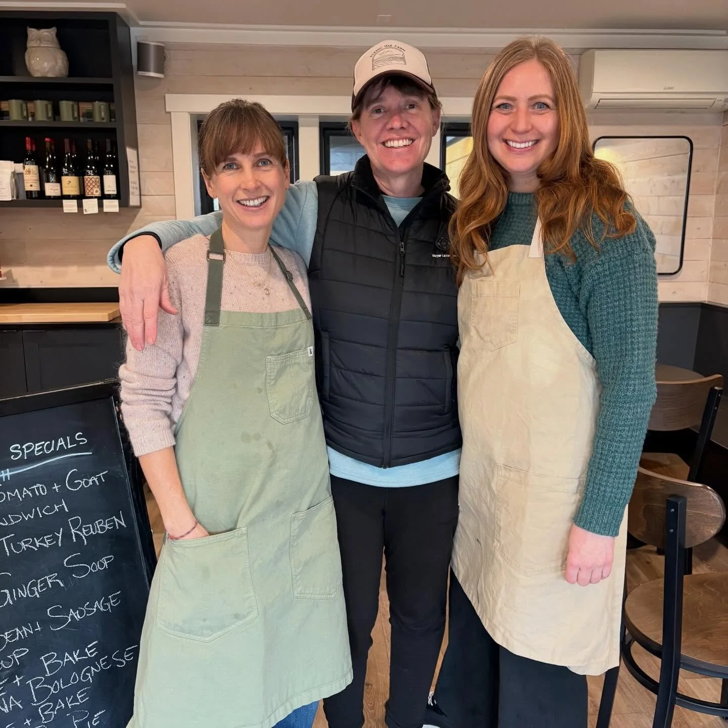 We love featuring produce from local Whidbey Island farmers! This weekend, we have the last batch of Rustic Squash Soup w/Coconut Milk + Curry made with Hubbard squash from Scenic Isle Farm. Come get it before it&rsquo;s gone until next year!
@scenic