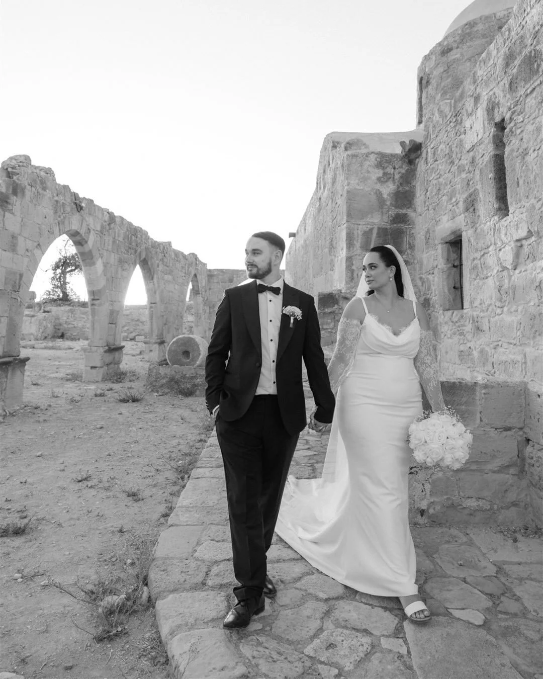 Leianne + Joseph 💛

A wedding that felt incredibly honest from beginning to end.

No rush, no performance - just people fully present with each other.😌
Laughter with friends, quiet moments between them, and that soft Cyprus sunset at Liopetro.🌅

@