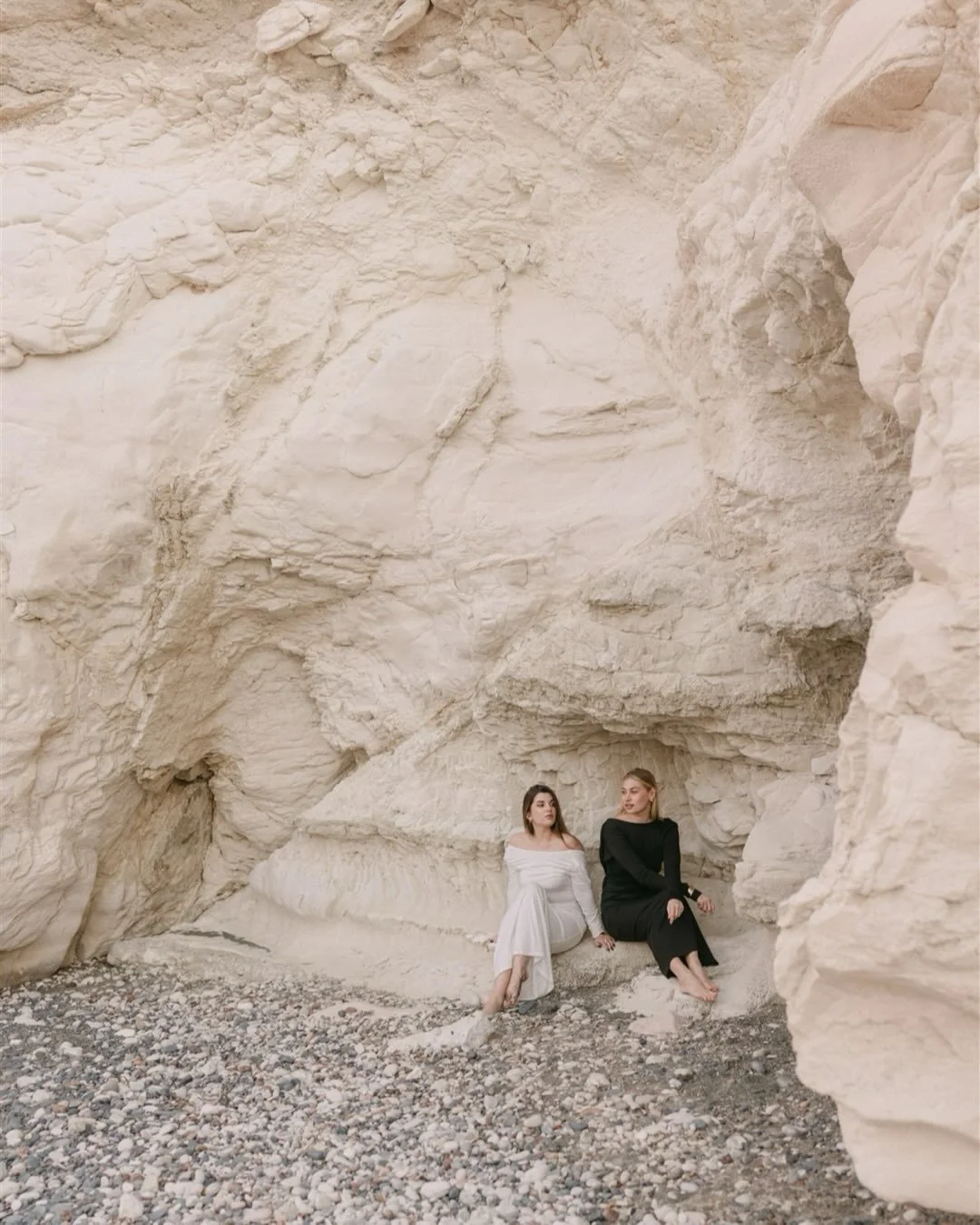 Somewhere between the sea and the silence -
you forget about everything else. 🌊