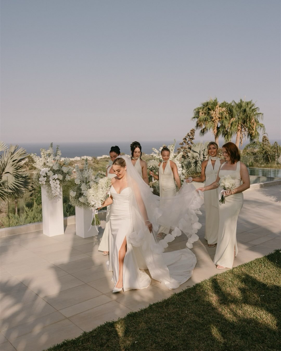 a wedding that felt like a holiday,
sunlight, palms, and that effortless kind of happiness. 🌴☀️

destination stories will always have my heart.

Courtney &amp; Alex, so much love for you both 💛

@courtneyjaynebartlett 
@karinaleonenkophotography
 @