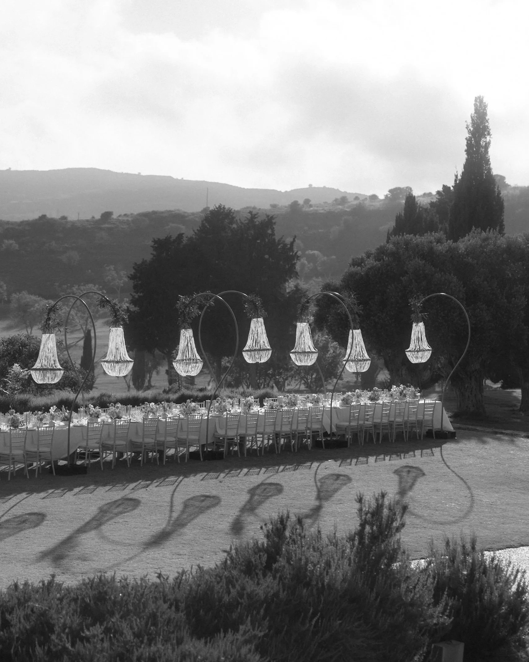 Symmetry of Minthis 

planner @weddingsbyelizabethanne 
venue @minthisresort 
photo @karinaleonenkophotography 
floral @enchantedflowerlounge 
video @mofilms.weddings 
setup @sumoeventproductions 

#minthis #minthishills #minthishillsweddings #cyprus