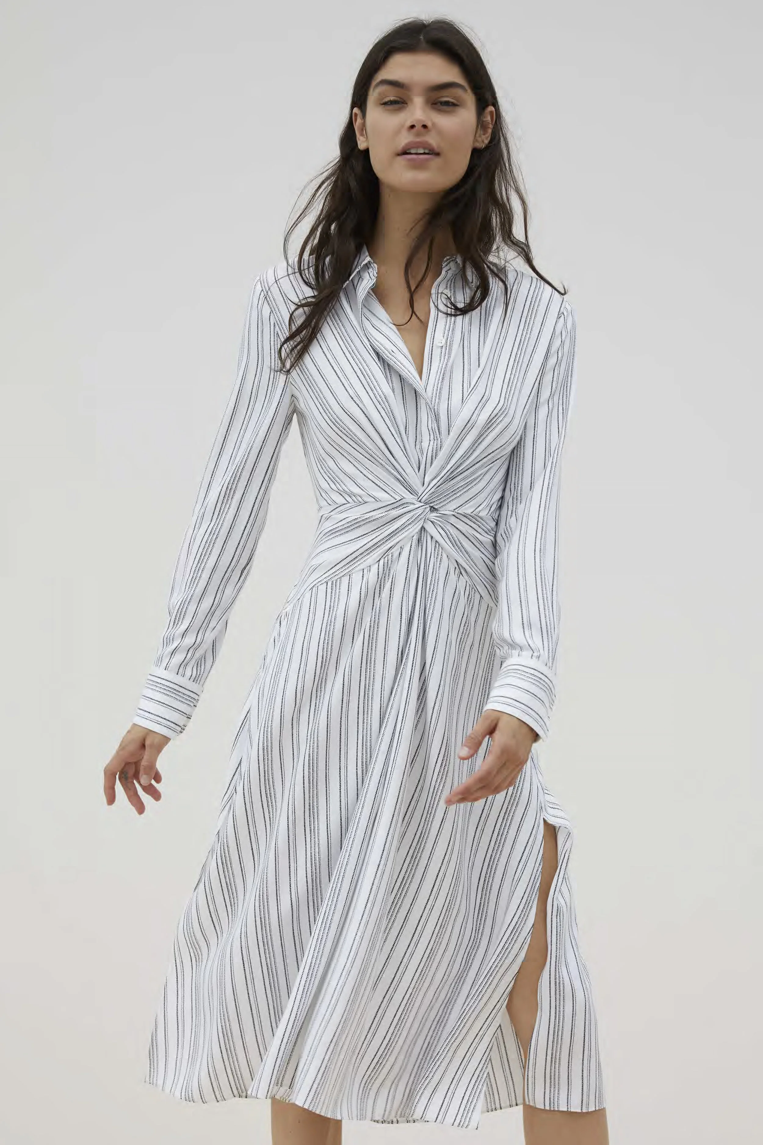 Outlet_Fall19_On Model-6.jpg