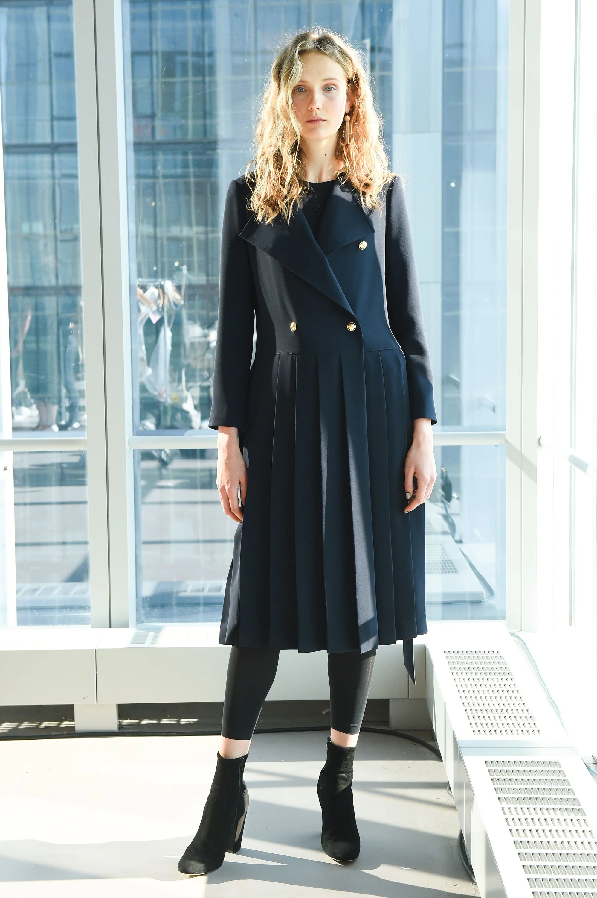 12-Club-Monaco-SS-18.jpg