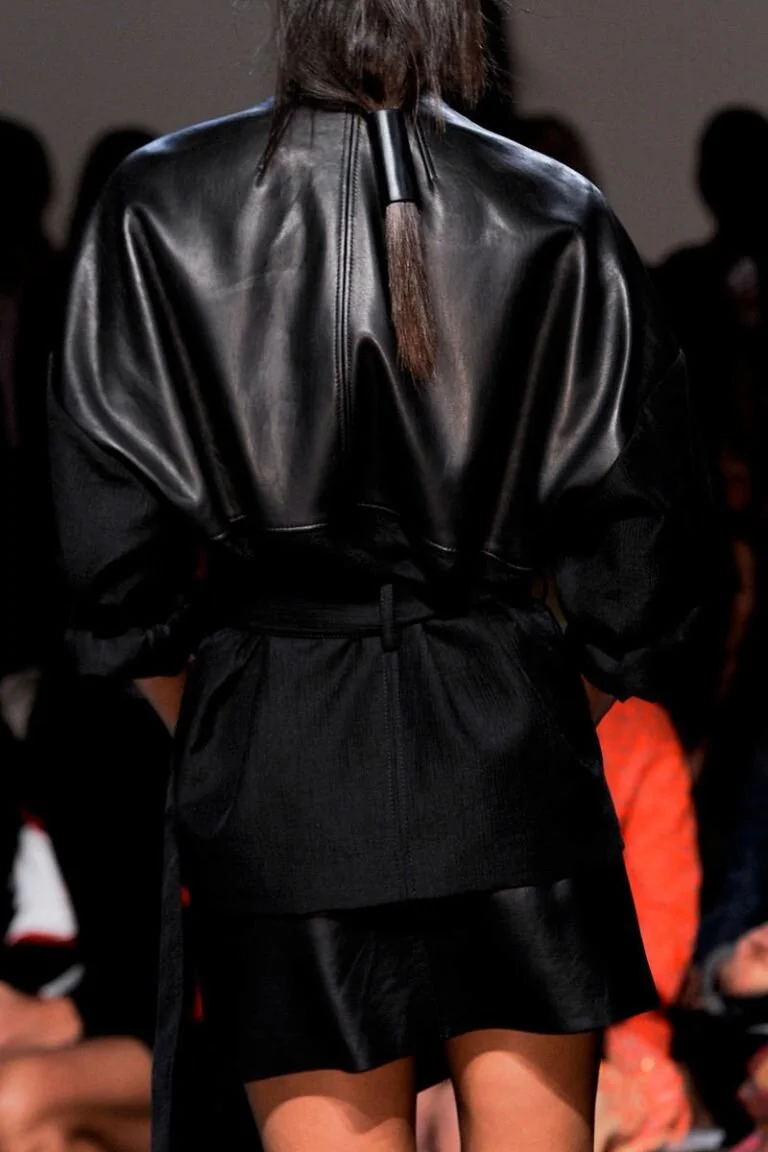 54b41b6cefac4_-_elle-helmut-lang-spring-2014-rtw-42-de-xln.jpg