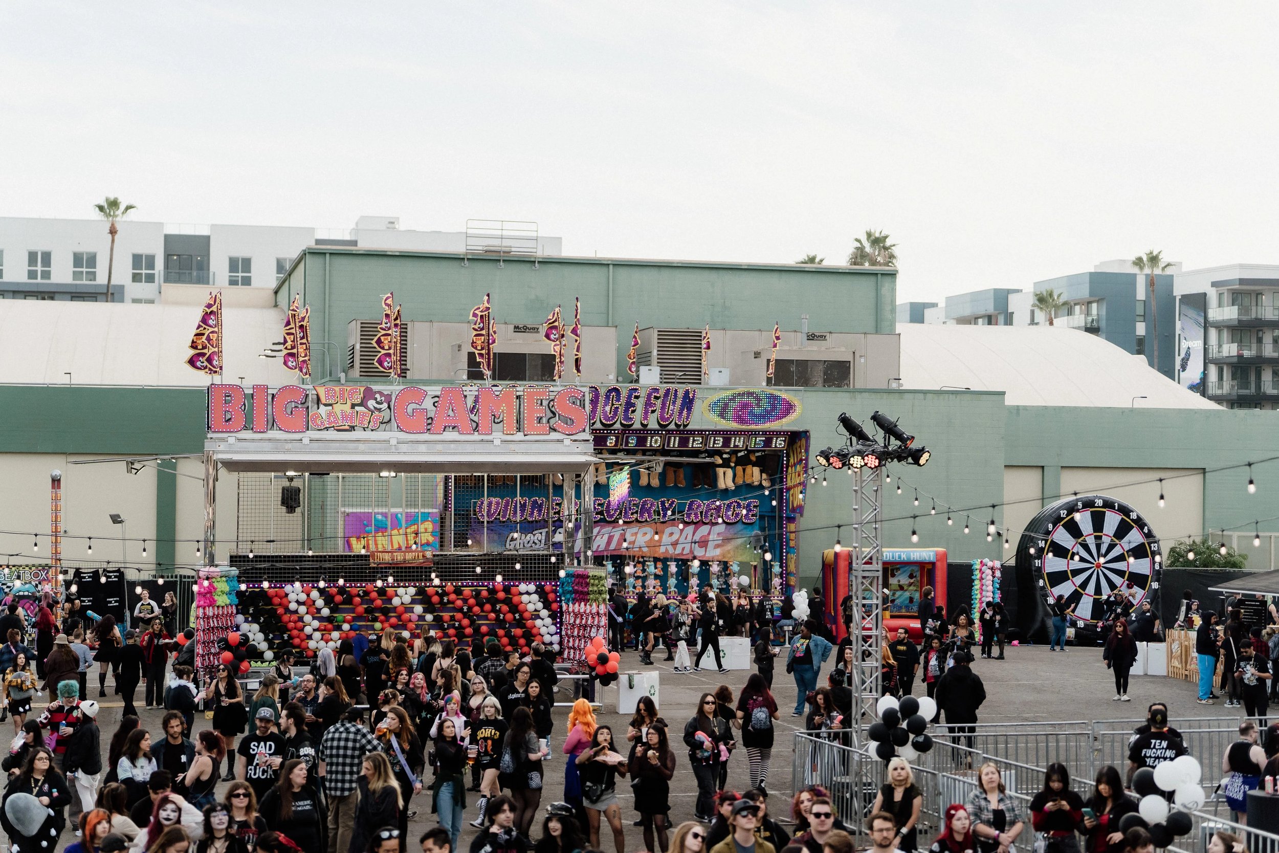 EMO NITE CELEBRATES 10 YEARS WITH CARNIVAL-THEMED EXTRAVAGANZA FEAT ...