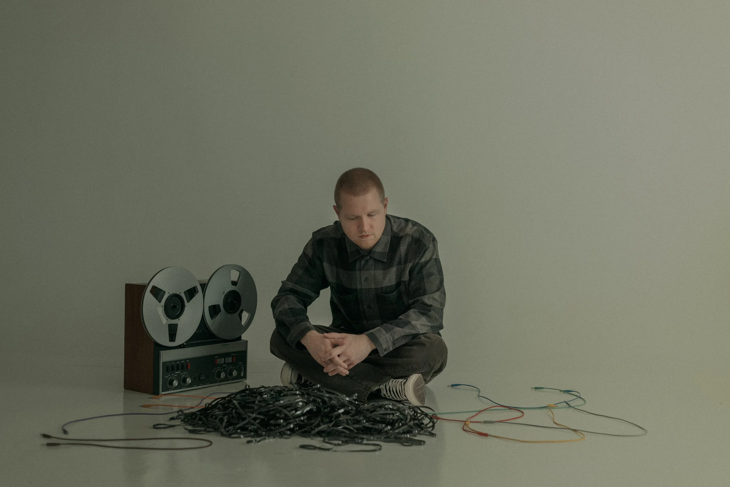 OKLAHOMA’S SILENT COLLISION TURNS EVERYDAY NOISE INTO TRANSCENDENT AMBIENT ART ON AIR VENT LULLABIES