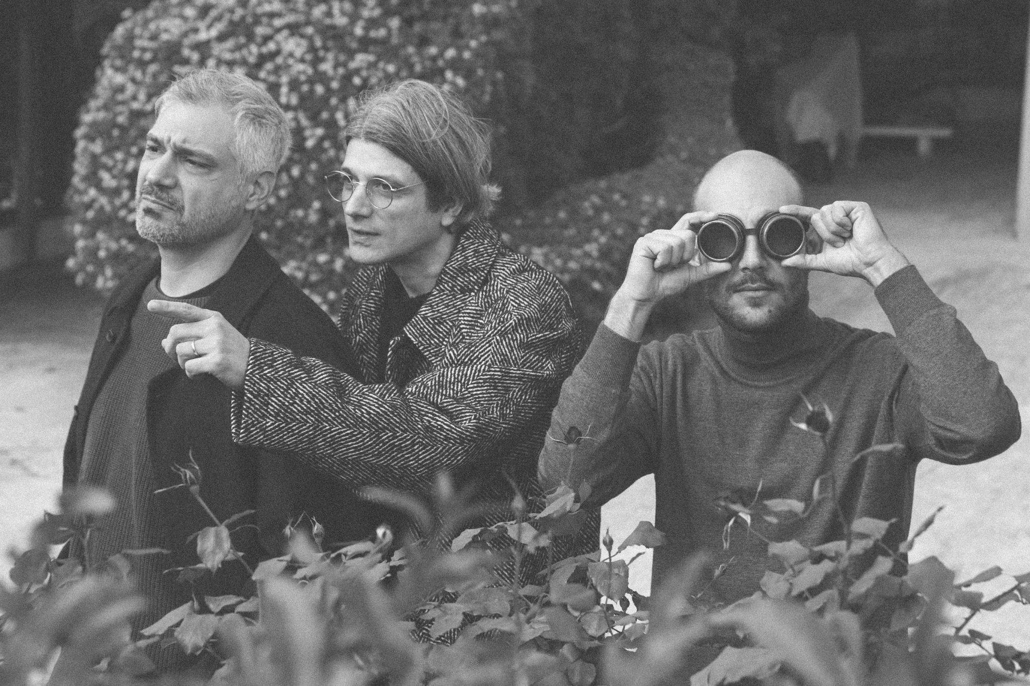 YOUTH VALLEY SHARE SHOEGAZE-LACED SINGLE “CERBERUS”