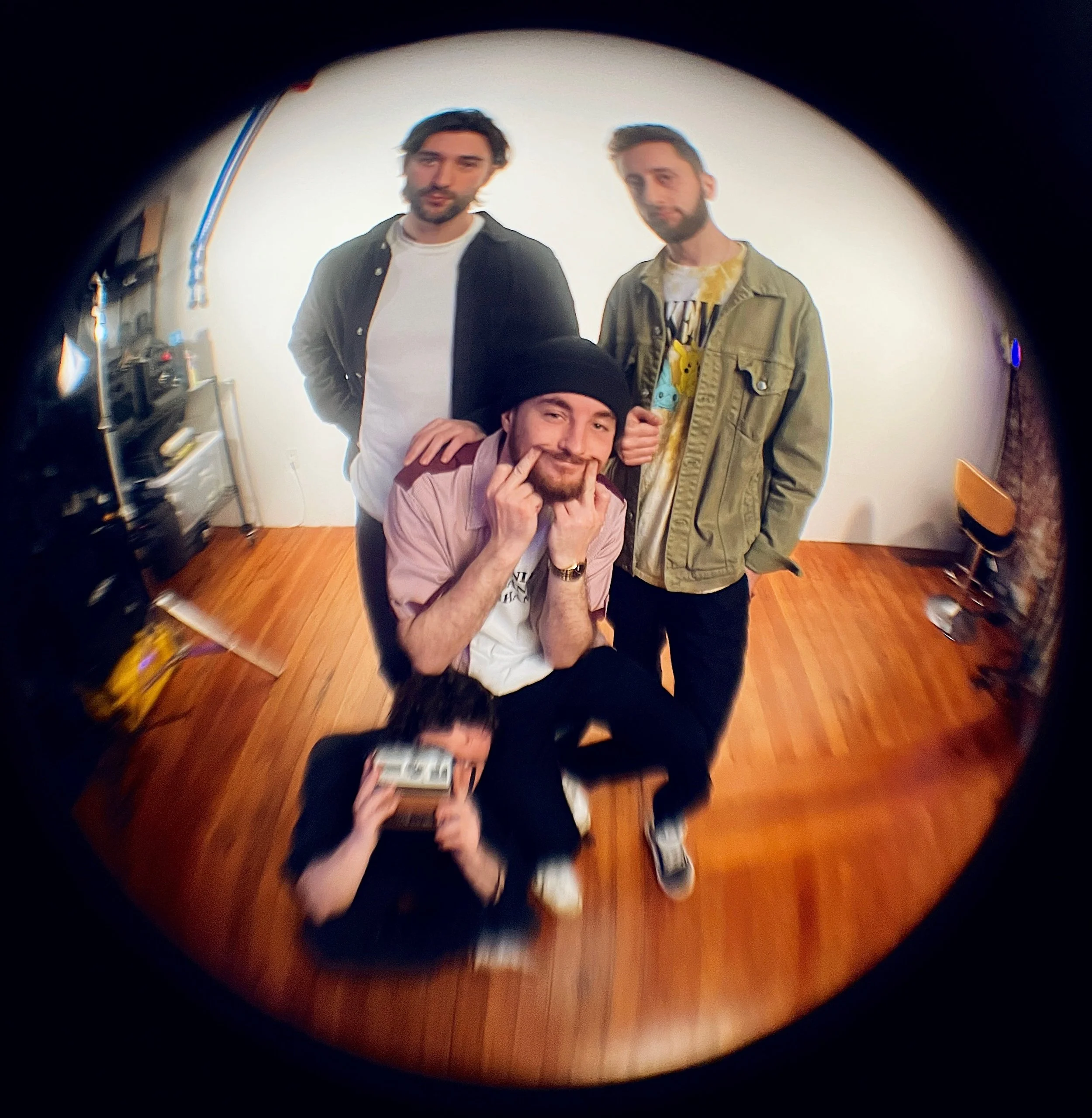 SATICÖY TAKES YOU THROUGH A RIDE IN “TUCK ME IN”