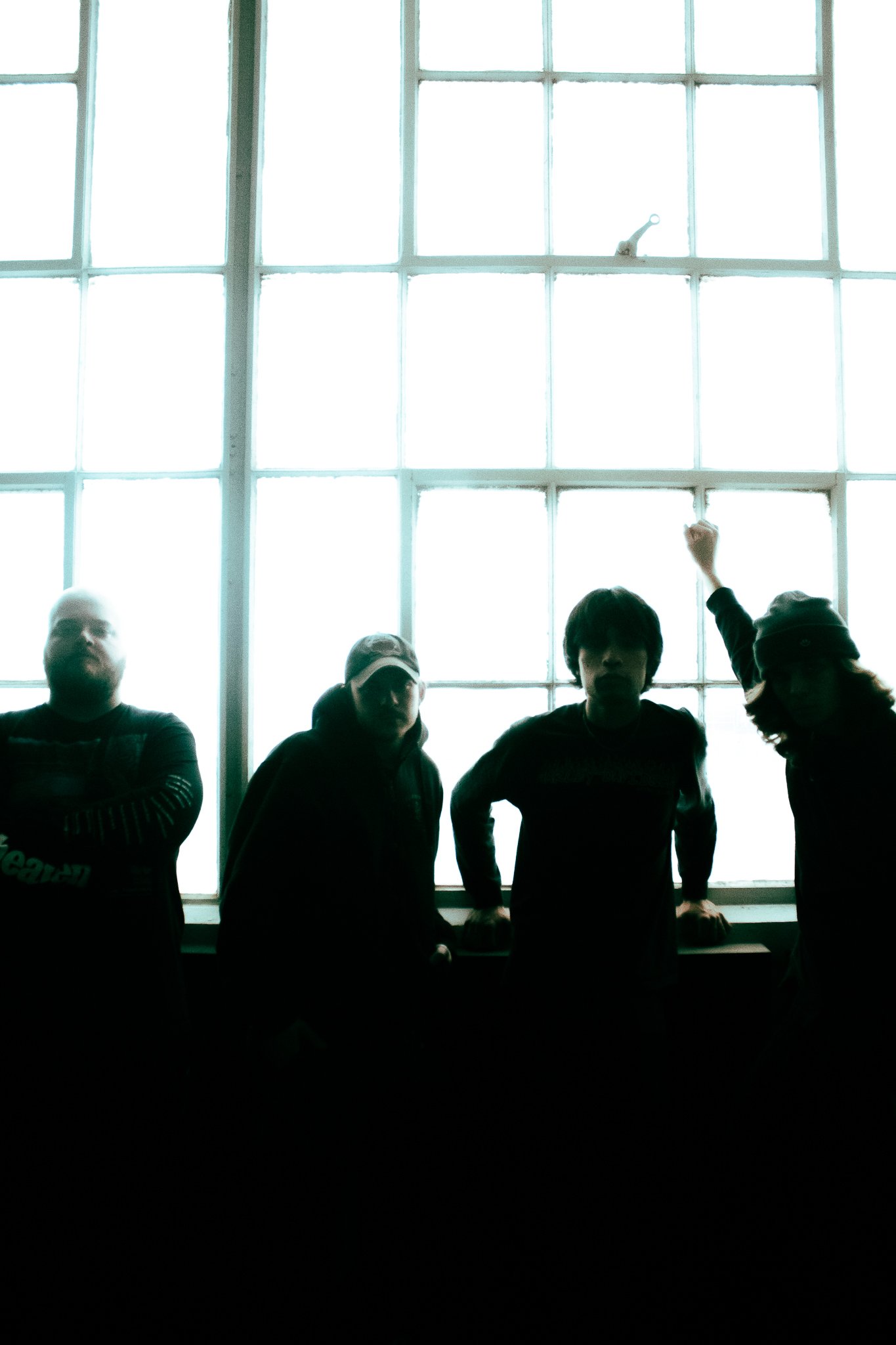 ATHEENA DROP HARD ROCKING NEW SINGLE “HUMDRUM”