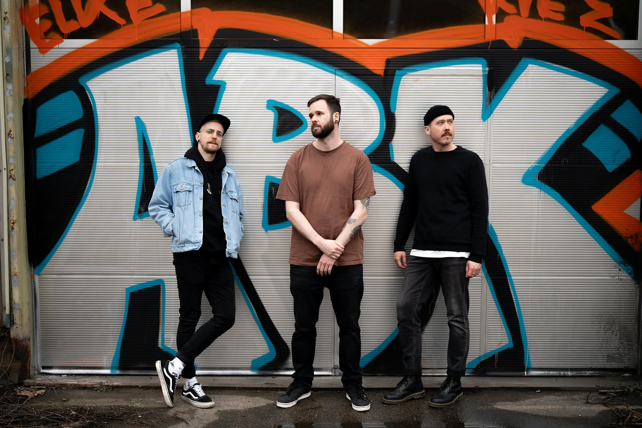 I SEE GHOSTS WEAVE A TANGLED WEB IN THEIR SINGLE “SILVER WEBS”