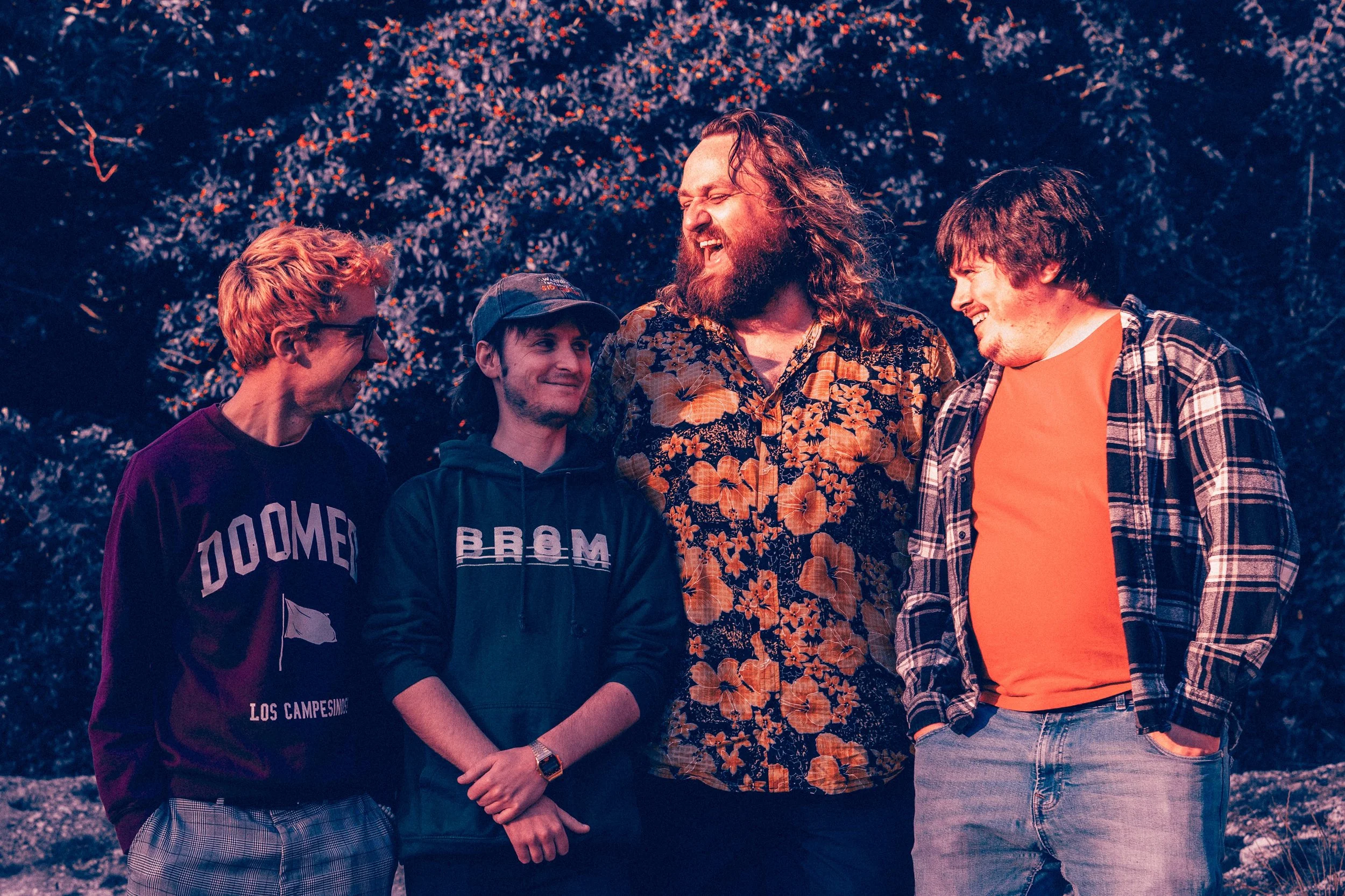 SUPERFRIENDS DELIVER A REBELLIOUS PUNK ANTHEM WITH “TURN TO CRIME”