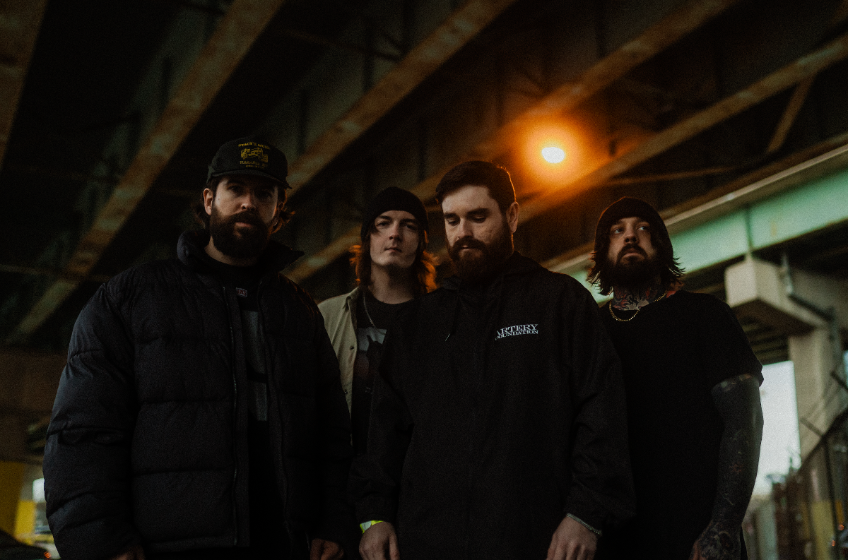 SAGE TEAM UP WITH PINKNOISE ON PUMMELING NEW SINGLE "COLD BLOODED"