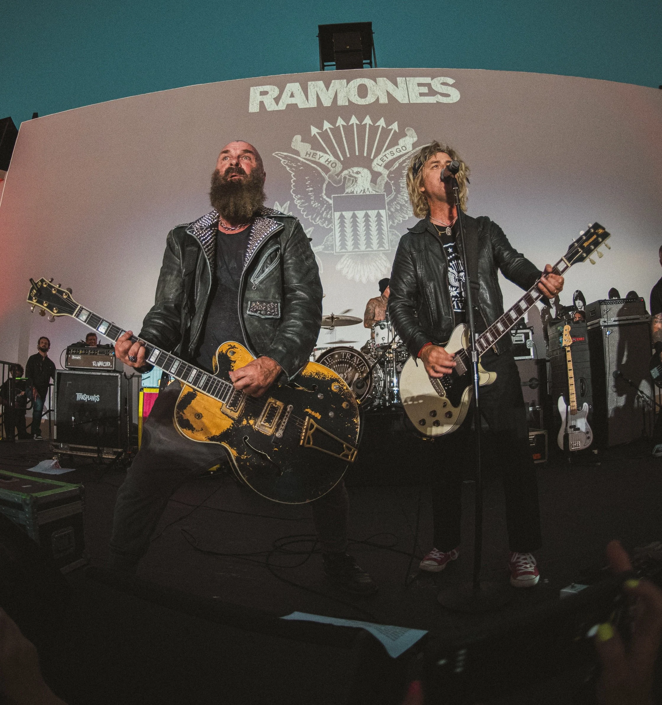 THE RAMONES’ 50TH ANNIVERSARY TURNS HOLLYWOOD FOREVER INTO ONE MASSIVE PUNK ROCK FAMILY REUNION