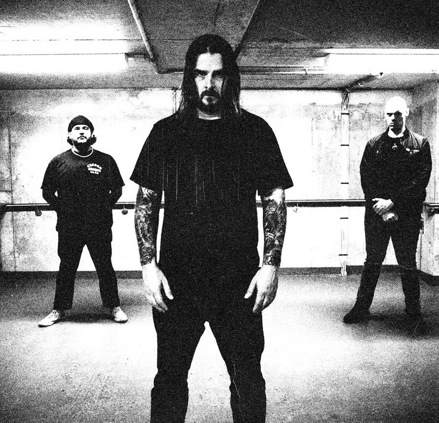 NAILS SIGN TO CLOSED CASKET ACTIVITIES, DROP ‘FEAR BASED LIFE’ 7-INCH