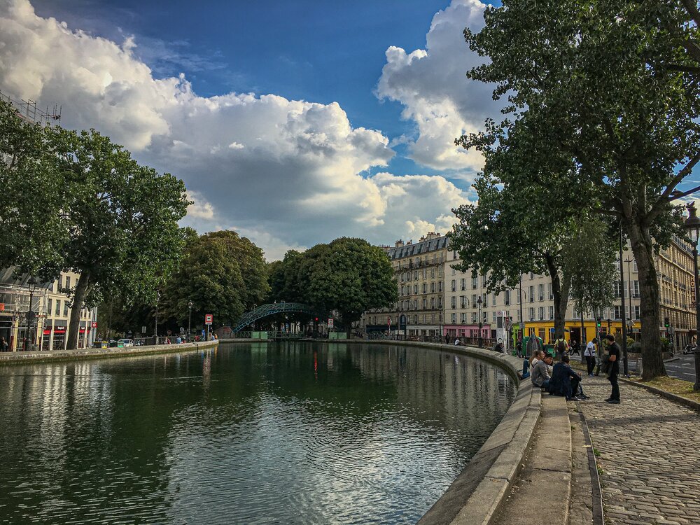 canal saint martin - paris neighbourhood - vince duque,unsplash.jpg