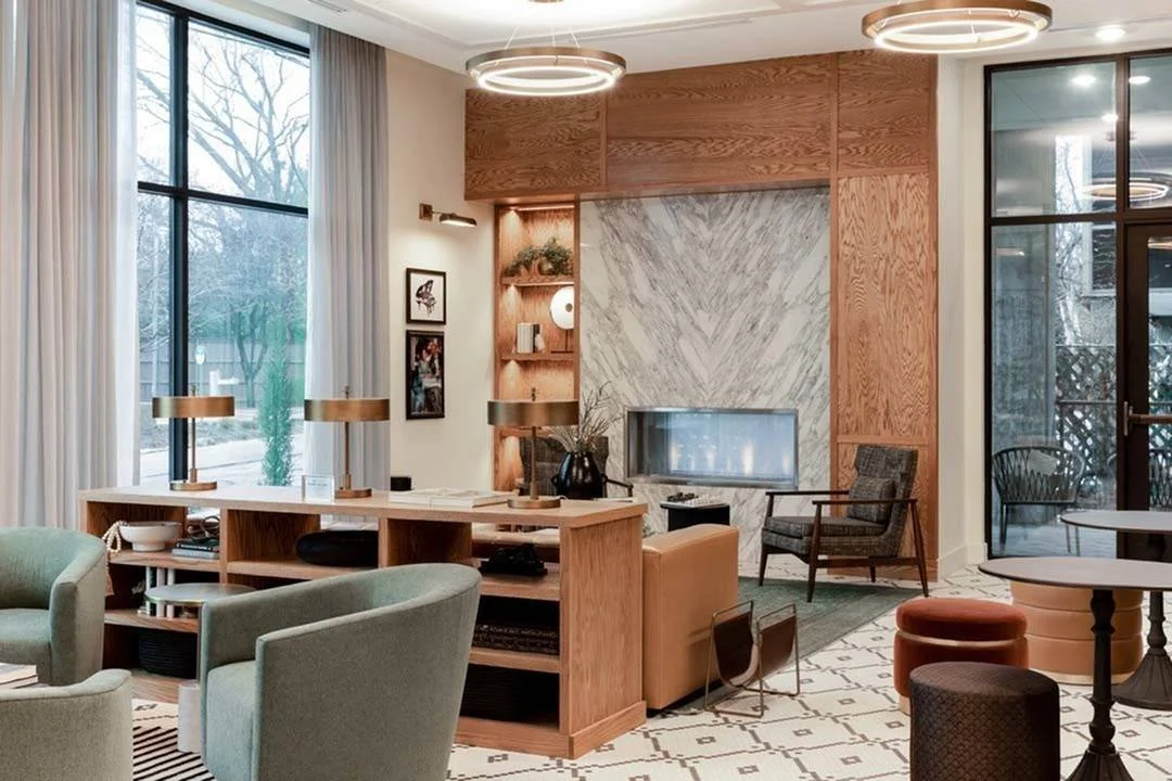 Lounge Chair Image 3.jpg