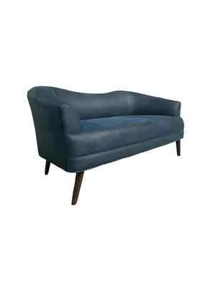 Show KYLIE LOVE SEAT alternate view