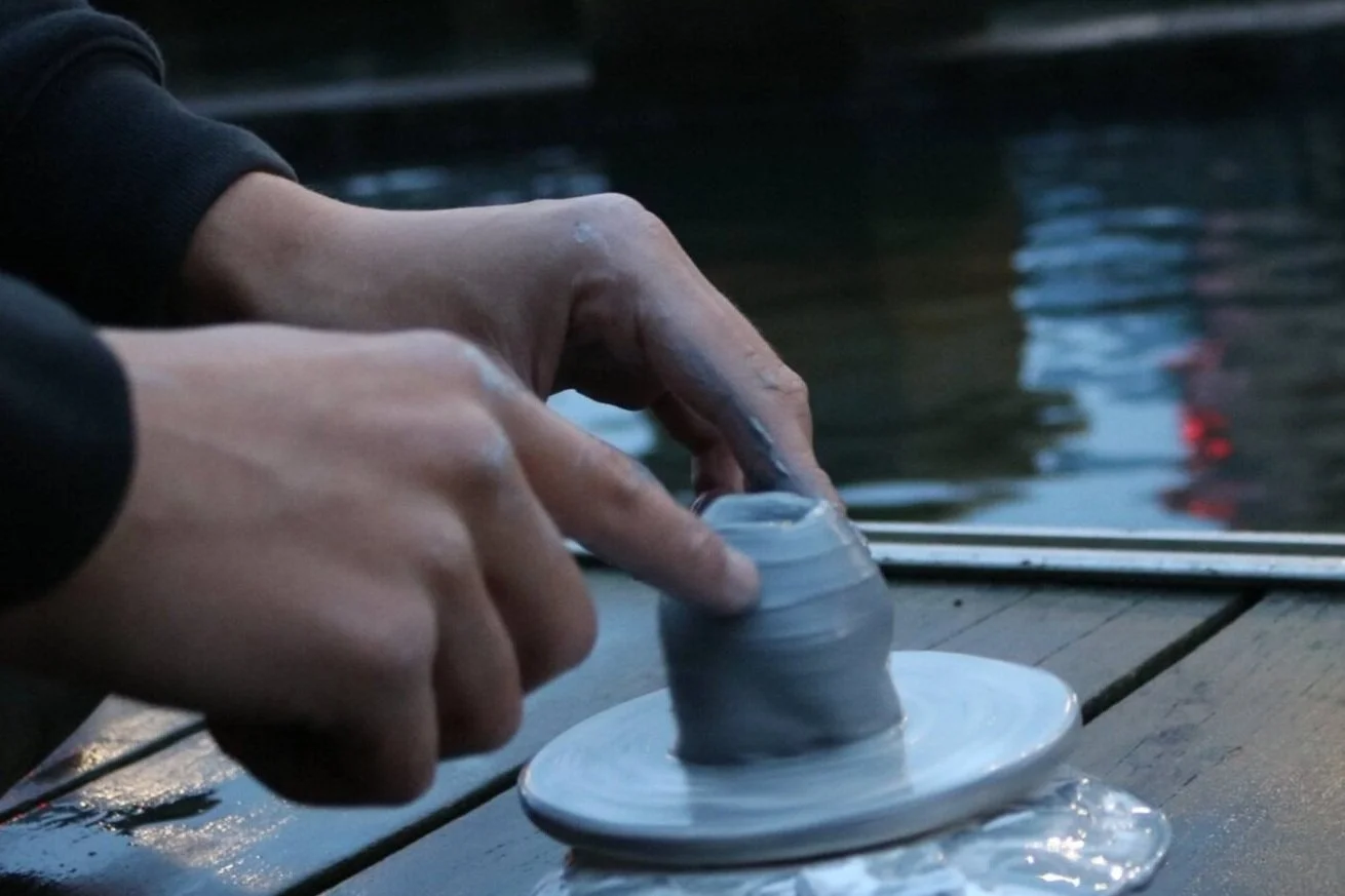 PORTABLE POTTERY