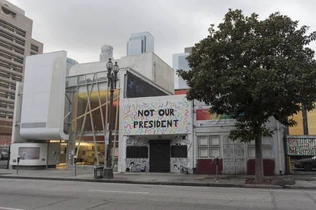 webaepoliticalstreetartmbpica-640x426.jpg