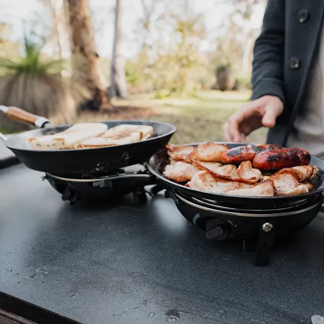 nomadiq-stove-table.webp