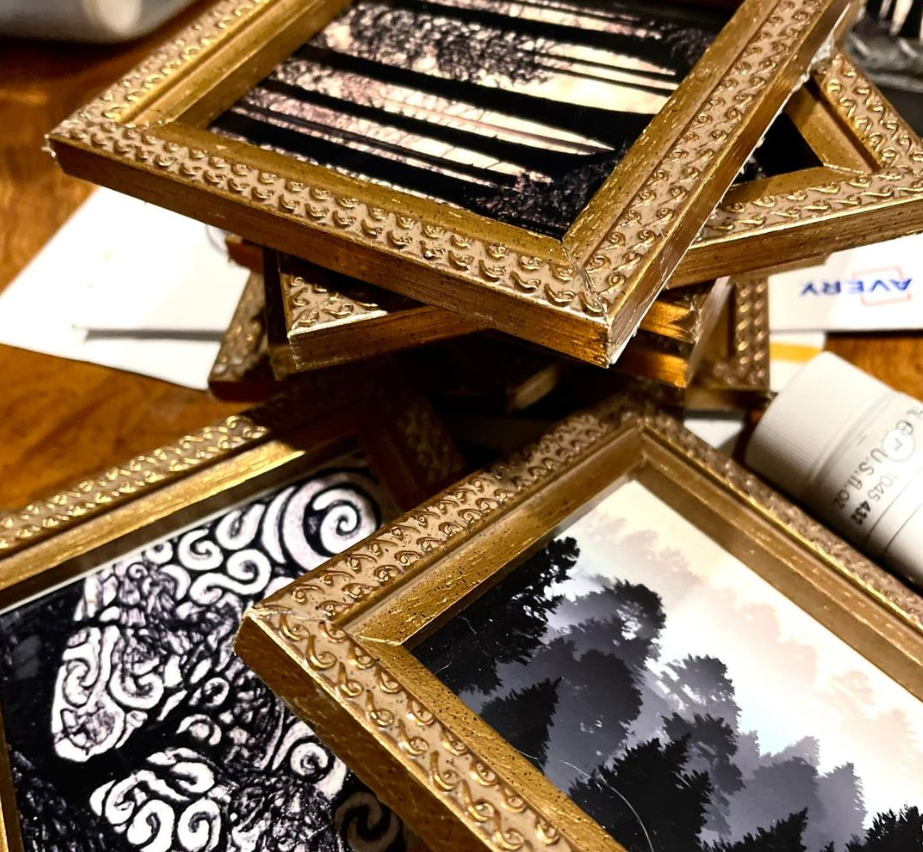 Earth Gallery &amp; Custom Frames